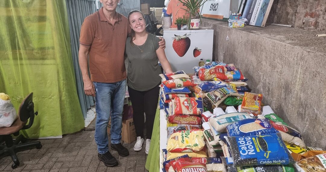 Palestra beneficente arrecada alimentos para a Assistência Social em Sapiranga