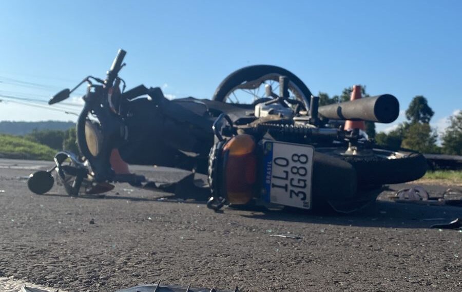 Pai e filha ficam gravemente feridos em acidente na RS-239, em Sapiranga