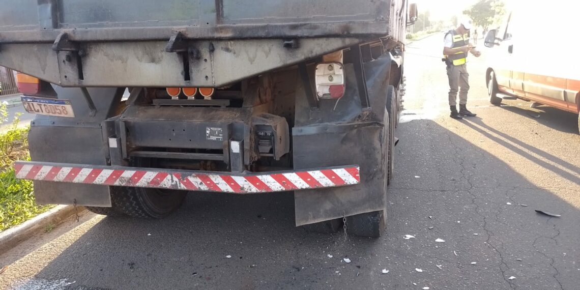 Bombeiros de Sapiranga atendem acidente envolvendo motociclista