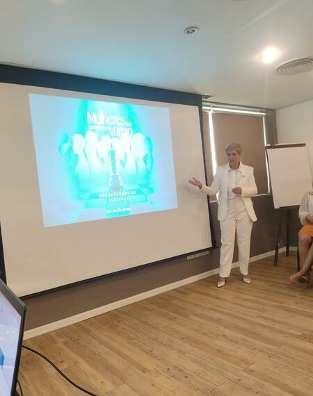 CDL Sapiranga participa do 1° Encontro da Mulher Empreendedora