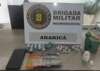 Rapaz de 22 anos é preso por tráfico de drogas em Araricá