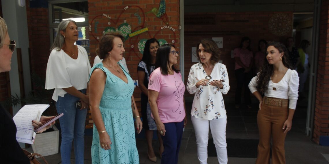 Escola de Sapiranga recebe visita do Governo do Estado devido ao alto desempenho