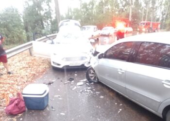 Acidente com três veículos deixa cinco feridos em Sapiranga