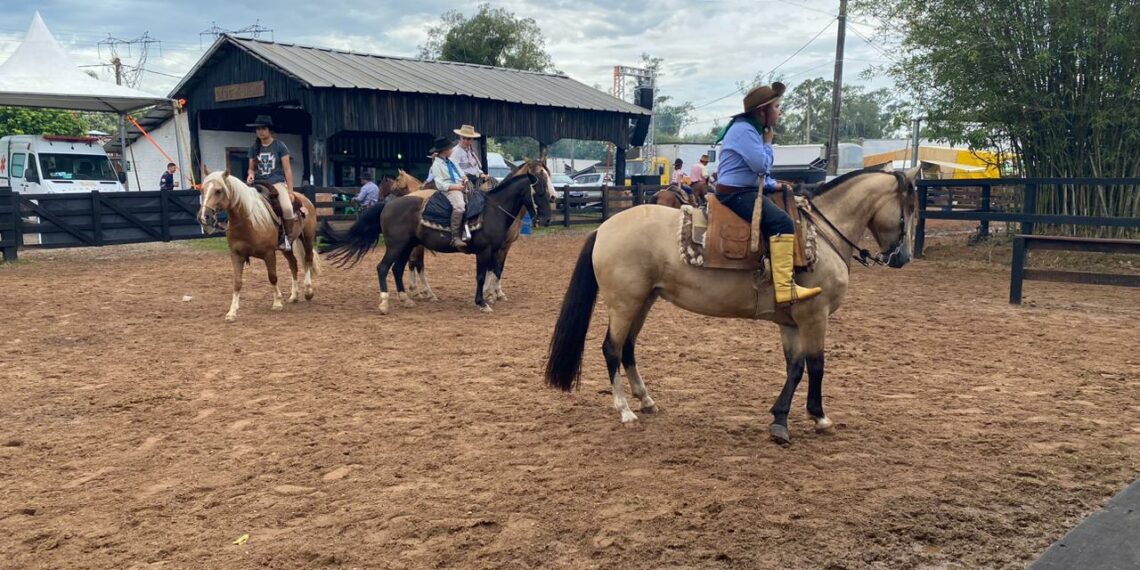 Sábado de provas e esportes campeiros no Rodeio Nacional de Campo Bom
