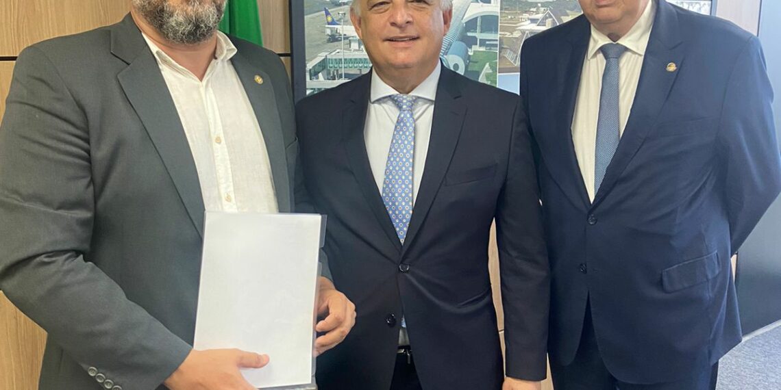 Deputado estadual Issur Koch pede celeridade na liberação de licenças ao ministro Márcio França
