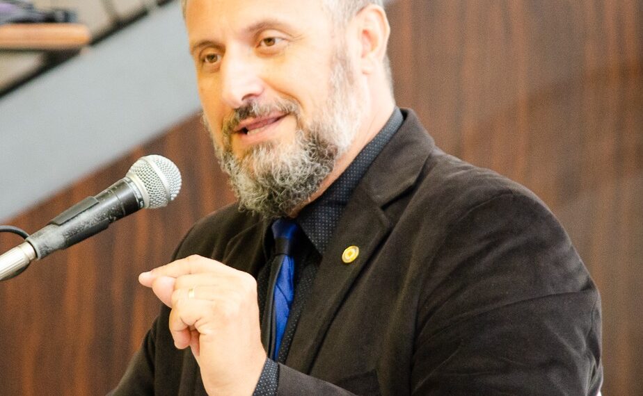 Deputado estadual Issur Koch é o representante da Assembleia na Comissão do bicentenário da Imigração Alemã no estado