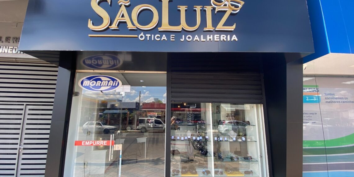 Ótica São Luiz se destaca entre os sapiranguenses desde sua inauguração