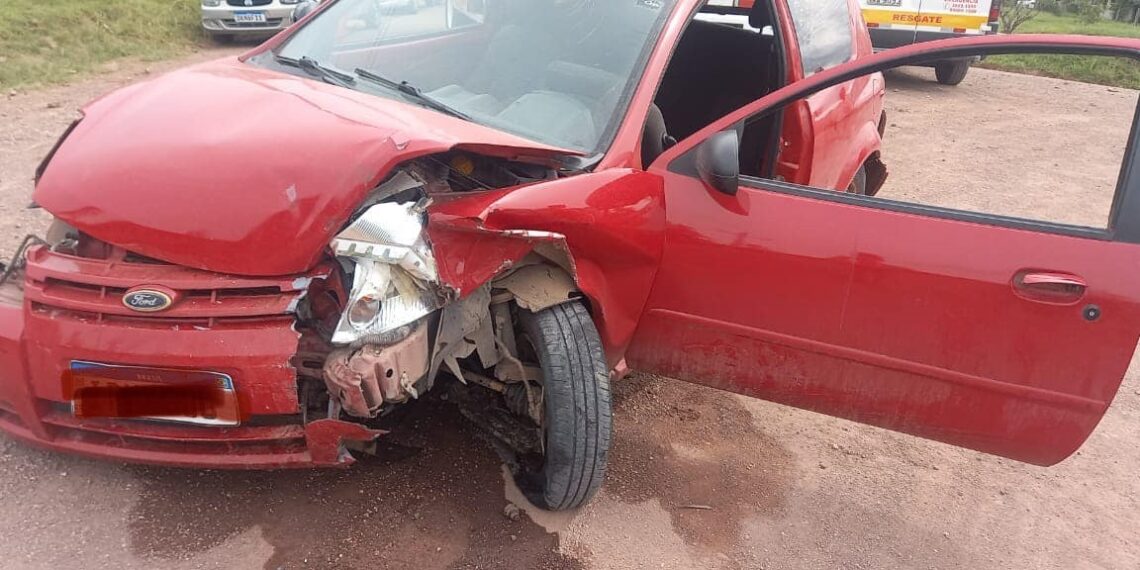 Colisão frontal deixa seis pessoas feridas em Nova Hartz