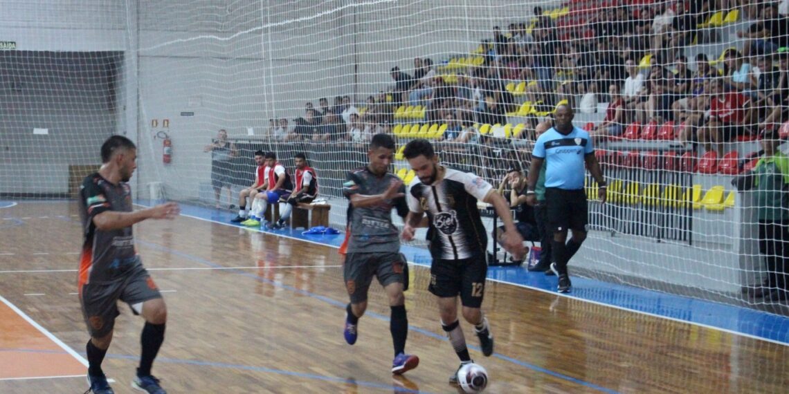 Futsal Série Ouro de Campo Bom começa com 17 gols em três jogos
