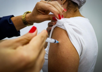 Vacina bivalente contra a Covid-19 está disponível para todos os grupos prioritários em Sapiranga