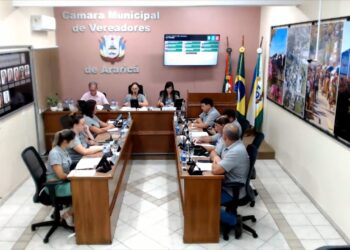 Vereadoras de Araricá indicam exames da saúde como destino de emendas