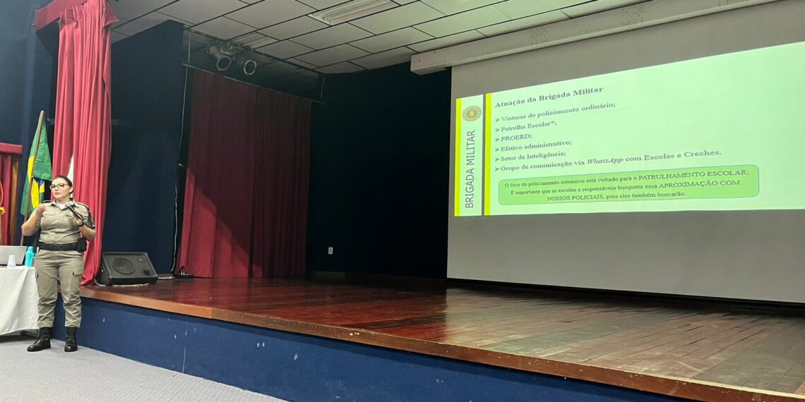Brigada Militar repassa instruções de segurança nas escolas de Nova Hartz