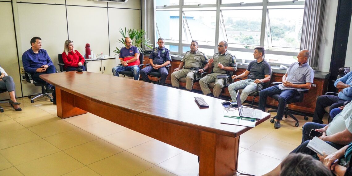 Campo Bom promove reunião com Brigada Militar, Guarda Municipal e Polícia Civil sobre a segurança nas escolas