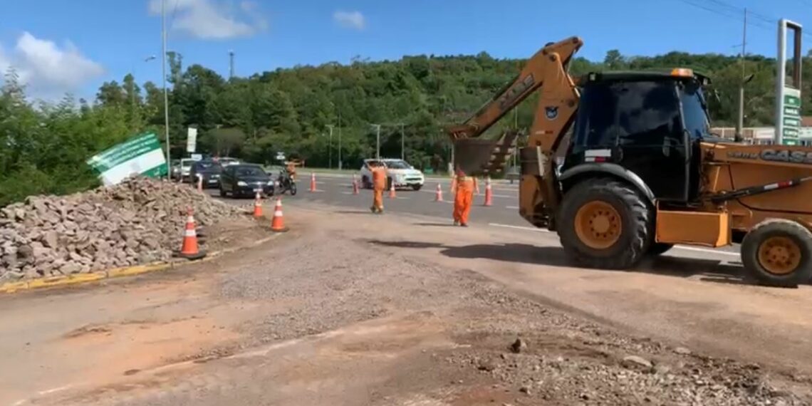 EGR fecha buraco na RS-239 e libera totalmente o acesso à Rua João Lampert