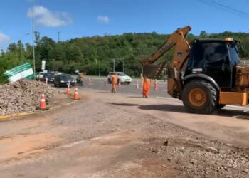 EGR fecha buraco na RS-239 e libera totalmente o acesso à Rua João Lampert