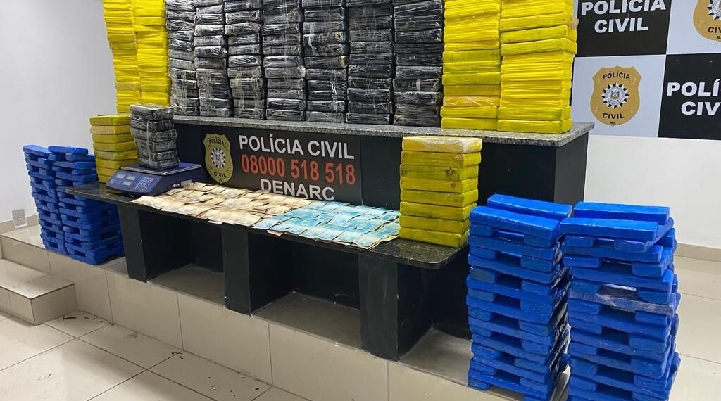 Denarc apreende mais de 300 quilos de drogas em Araricá e causa prejuízo de R$ 10 milhões na facção