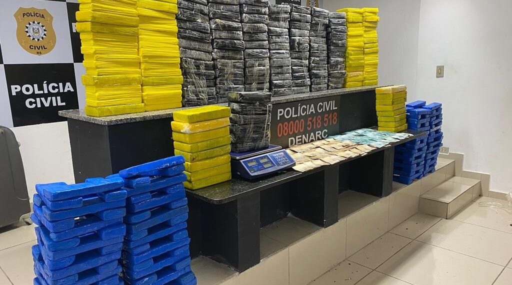 Denarc apreende mais de 300 quilos de drogas em Araricá e causa prejuízo de R$ 10 milhões na facção