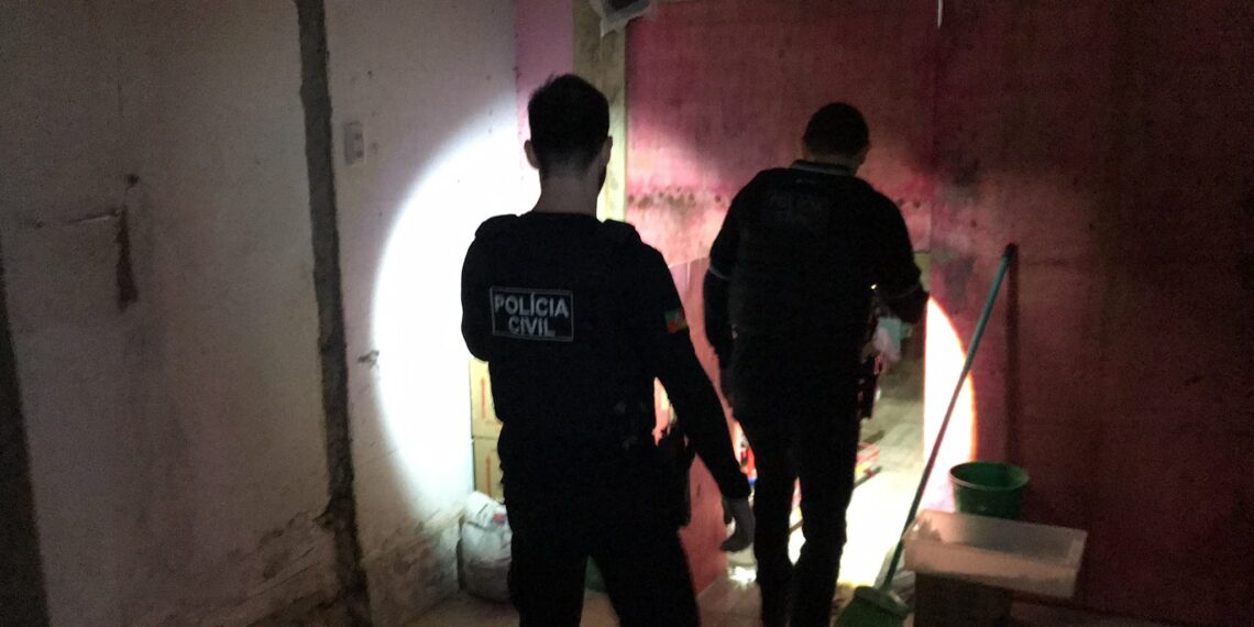 Operação contra facção envolvida em homicídios e lavagem de dinheiro cumpre mandado em Campo Bom