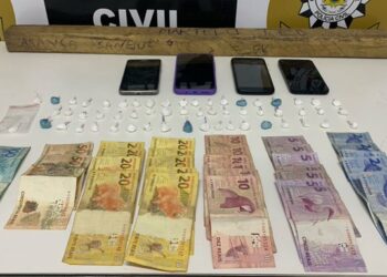 Traficantes são presos com cocaína próximo de escola infantil, em Sapiranga