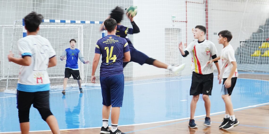 Handebol abre a 37ª Olimpíada Estudantil de Campo Bom