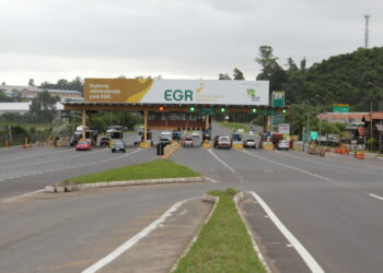 Enquanto site da EGR mostra acréscimo de fluxo e receita no pedágio, diretoria fala em prejuízos