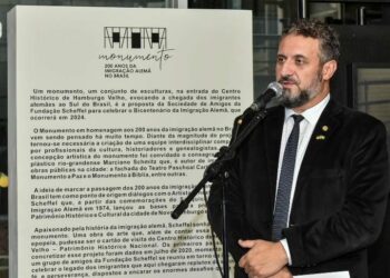 Issur e entidades abrem exposição em homenagem à Imigração Alemã