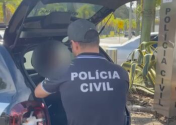 Polícia Civil prende homem e fecha ponto de drogas, em Campo Bom