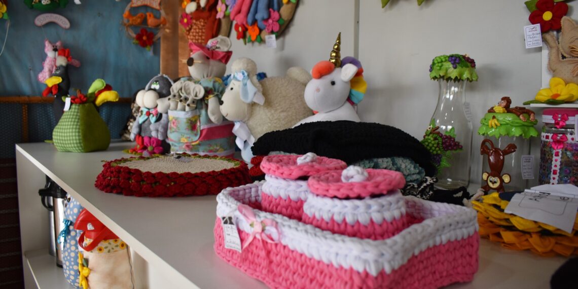 Trabalho da Associação de Artesãos se destaca em Nova Hartz