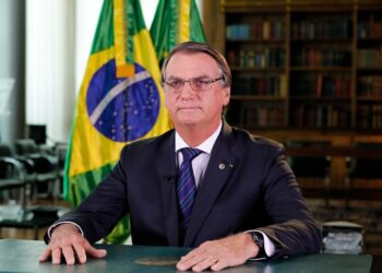 “Facada nas costas”, diz ex-presidente Bolsonaro após ficar inelegível por oito anos