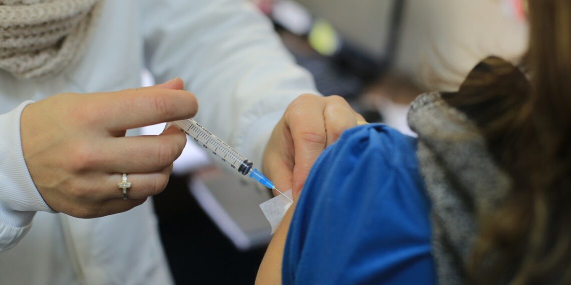 Campanha segue e municípios adotam estratégias de vacinação contra gripe