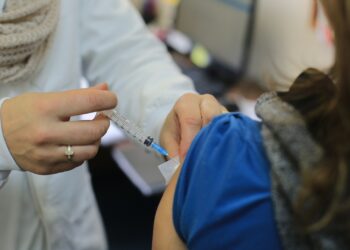Campanha segue e municípios adotam estratégias de vacinação contra gripe