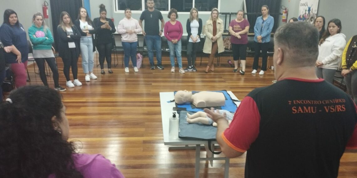 Samu realiza mais um treinamento de primeiros socorros com diretoras de Emeis de Campo Bom