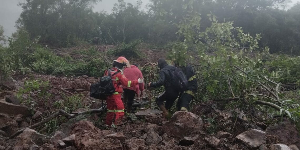 Grupo de trilha e Bombeiros Voluntários ajudam em resgate a morador de Nova Hartz