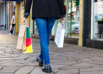 Procon de Sapiranga alerta sobre os cuidados nas compras do Dia dos Namorados