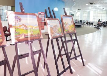 Exposição de Estephanio Fusbach segue no saguão do Centro Administrativo de Campo Bom