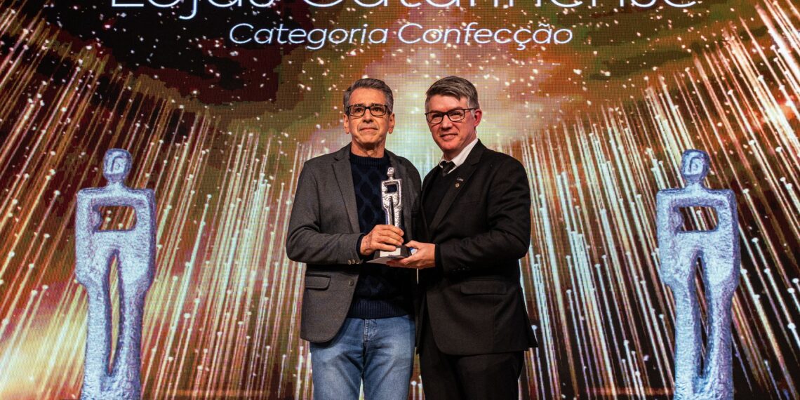 Lojas Catarinense, 1º lugar em confecção no Mérito Lojista 2023