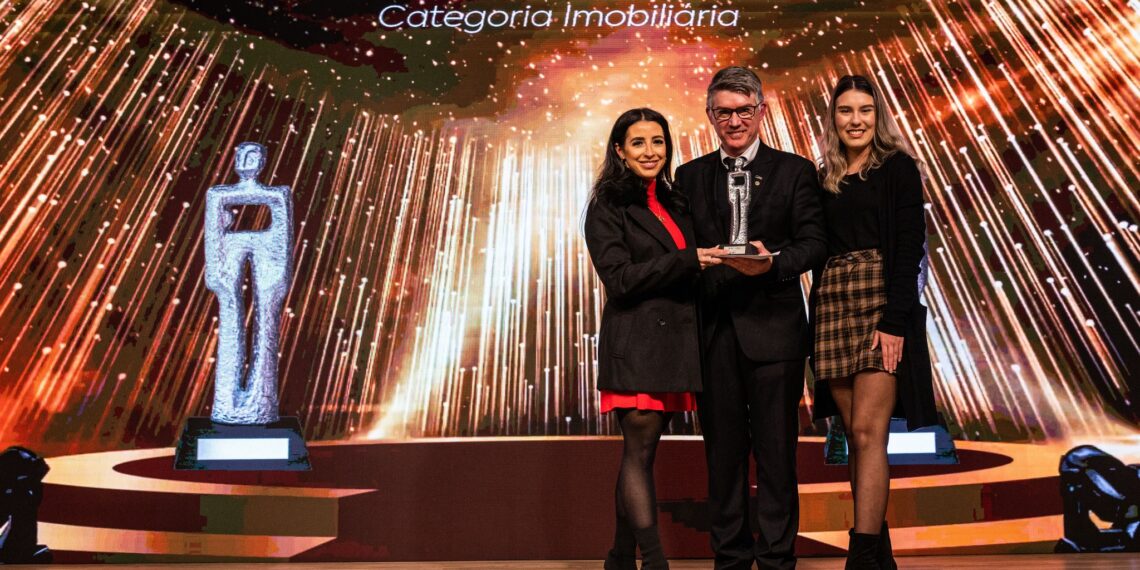 Prêmio Mérito Lojista enche a Imobiliária Matzenbacher de orgulho