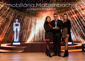 Prêmio Mérito Lojista enche a Imobiliária Matzenbacher de orgulho