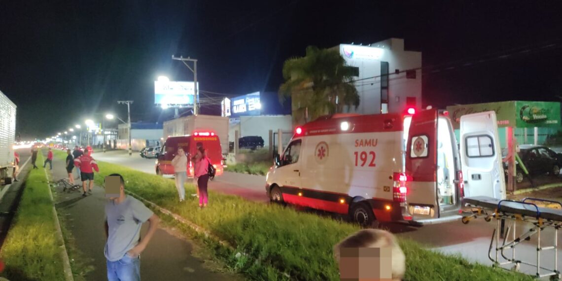 Acidente entre motocicleta e bicicleta deixa dois feridos na RS-239, trecho de Sapiranga