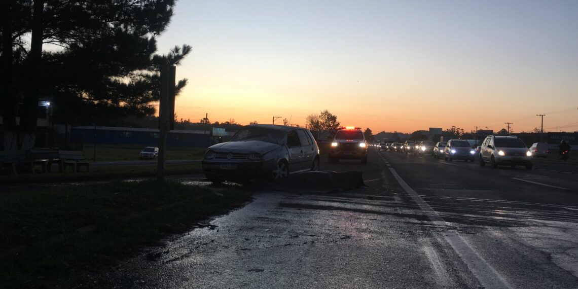 Motorista morre após carro capotar na RS-239 em Araricá