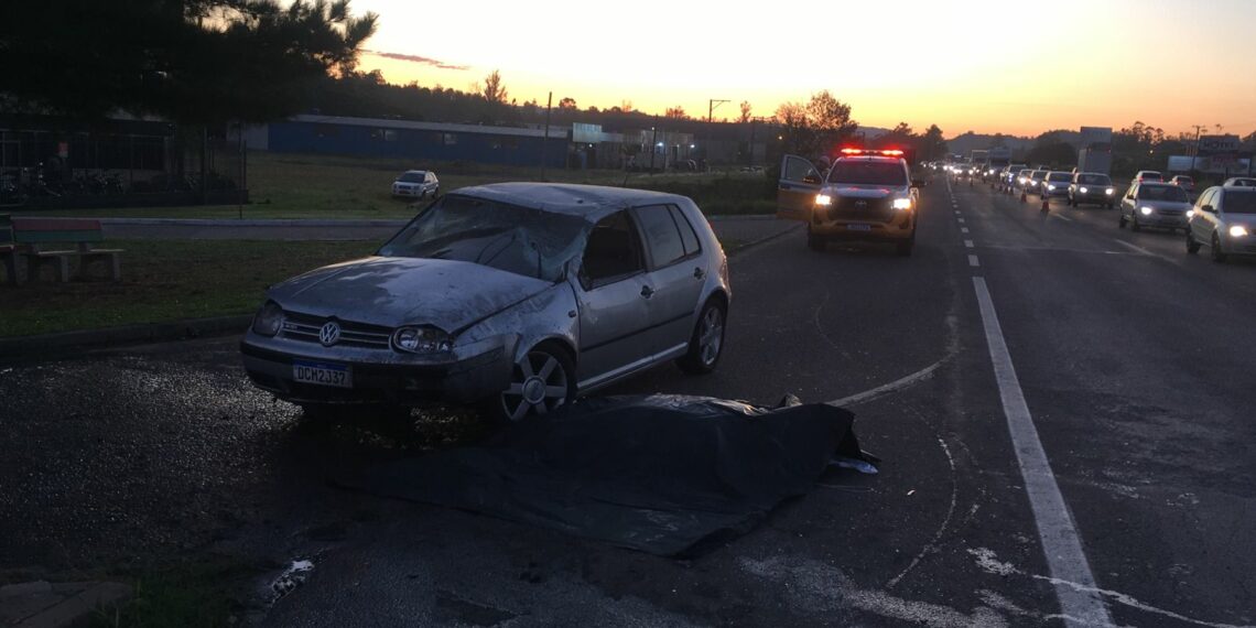 Motorista morre após carro capotar na RS-239 em Araricá
