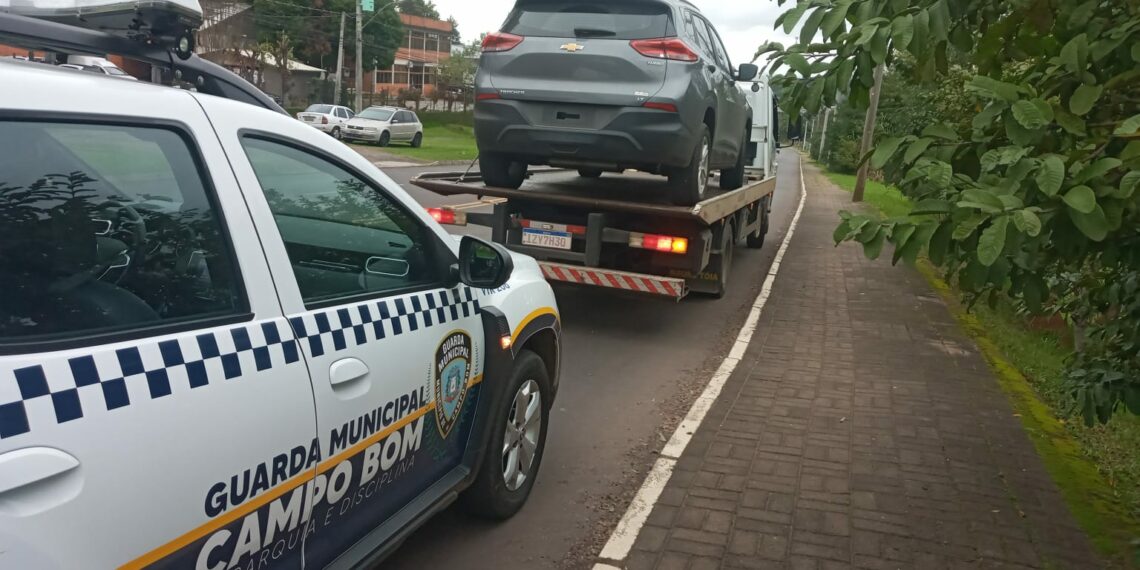 Guarda Municipal de Campo Bom recupera veículo furtado e com placas adulteradas