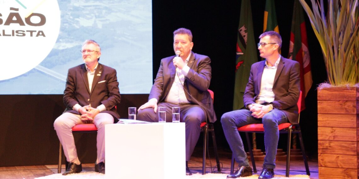 Famurs realiza o 2º encontro da Missão Municipalista e reúne municípios da região