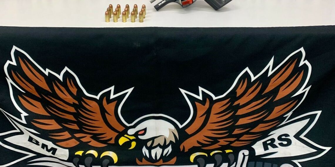 Mulher é presa em Campo Bom por posse irregular de arma de fogo