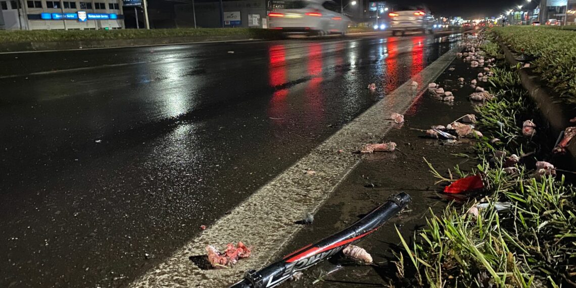 Motociclista e ciclista ficam feridos após acidente na RS-239 em Sapiranga