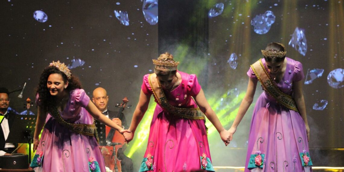 Escolhida a Corte da 38ª Festa das Rosas de Sapiranga