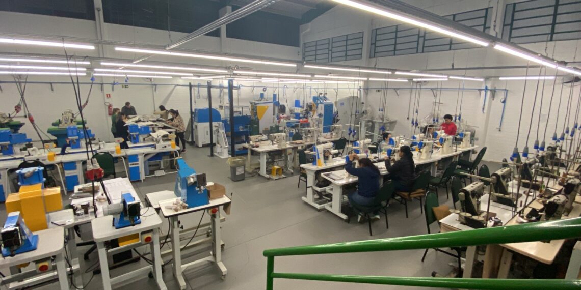 Escola do Sapato oferece aprendizado com novas turmas em Sapiranga