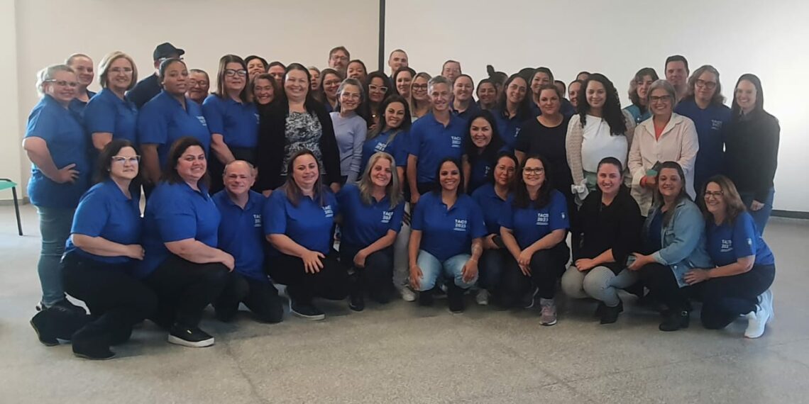Quase 50 agentes da saúde de Campo Bom concluíram curso técnico de Universidade e Governo Federal