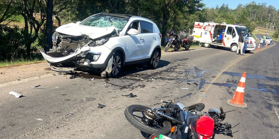 Motociclista fica ferido após colisão em Nova Hartz
