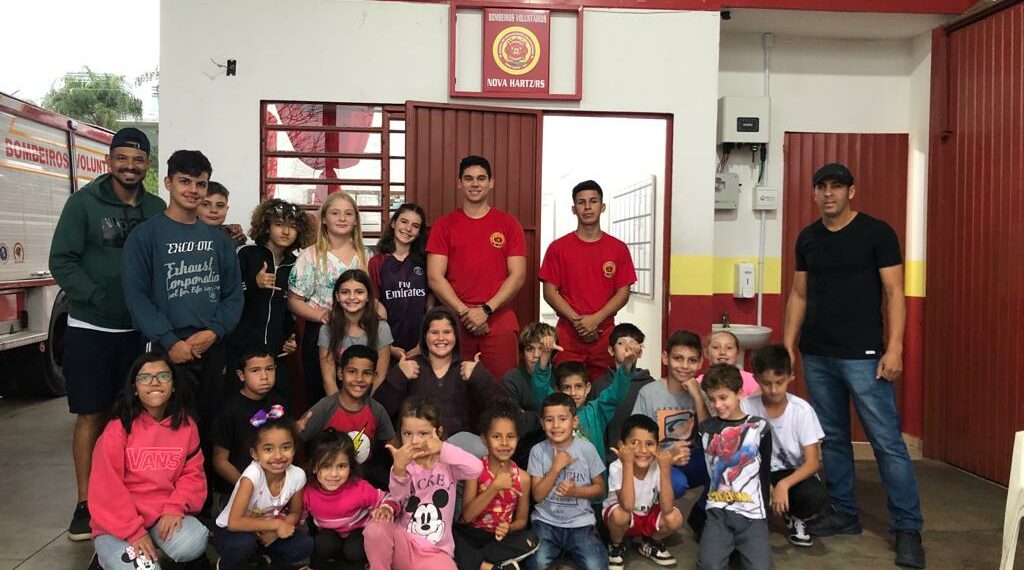 Nova Hartz realiza oficinas com crianças e adolescentes através do CRAS